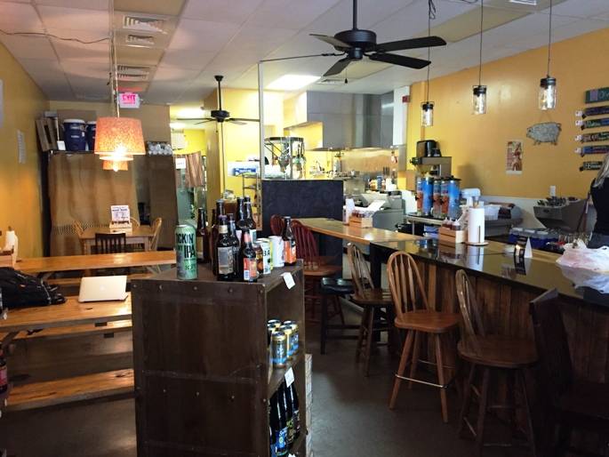 Brew N Que | restaurant | 1222 NW Maynard Rd, Cary, NC 27513, USA | 9197992023 OR +1 919-799-2023