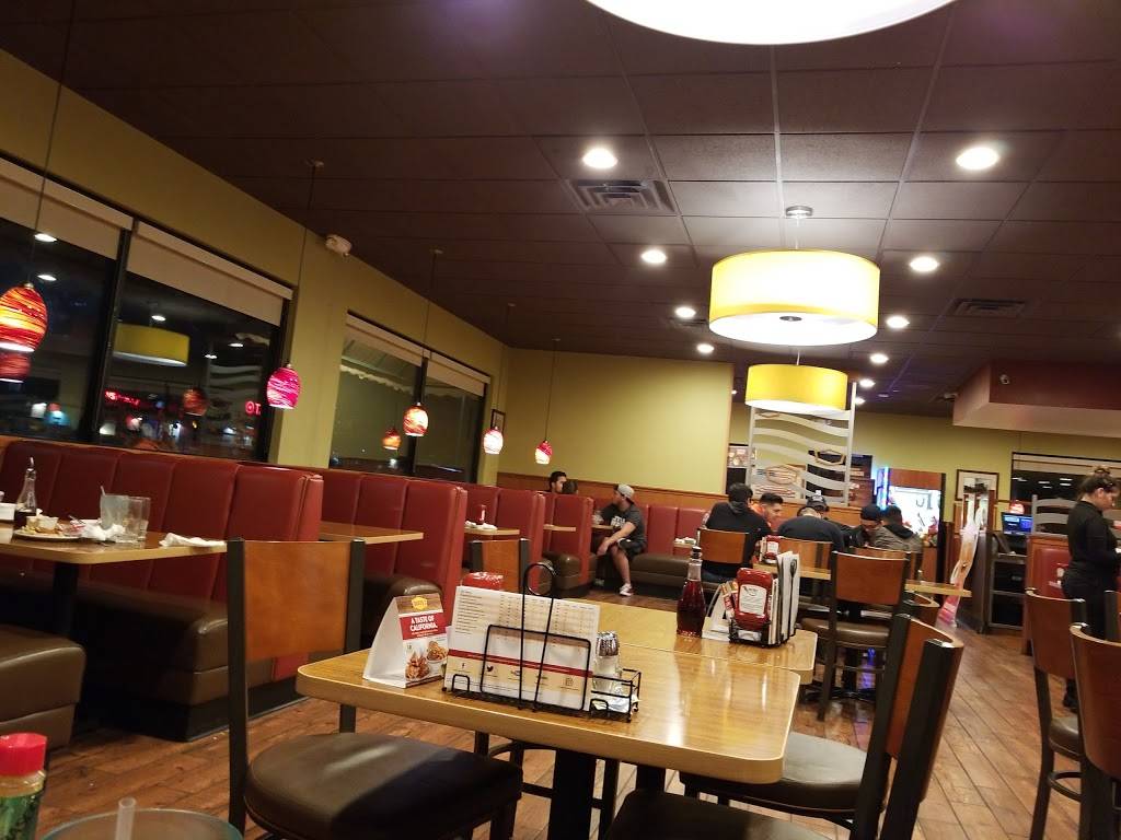 Dennys | restaurant | 832 New Los Angeles Ave, Moorpark, CA 93021, USA | 8055300999 OR +1 805-530-0999