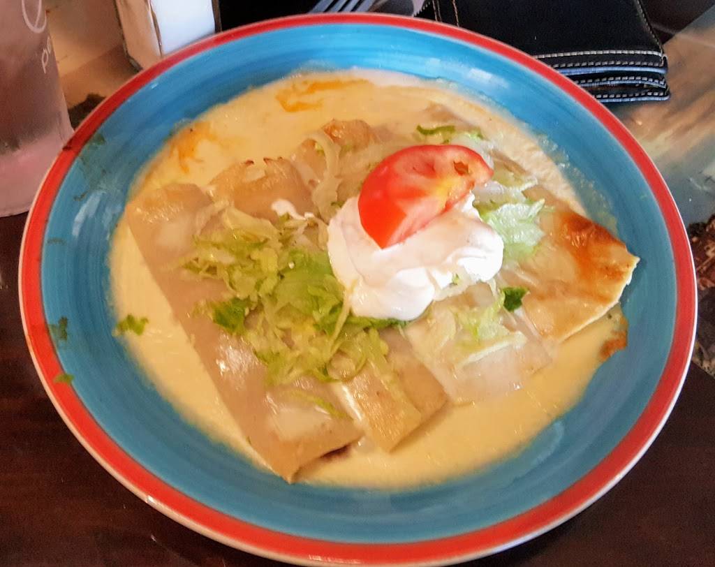 El Molcajete | restaurant | 45 Babcock Blvd, Delano, MN 55328, USA | 7637779277 OR +1 763-777-9277