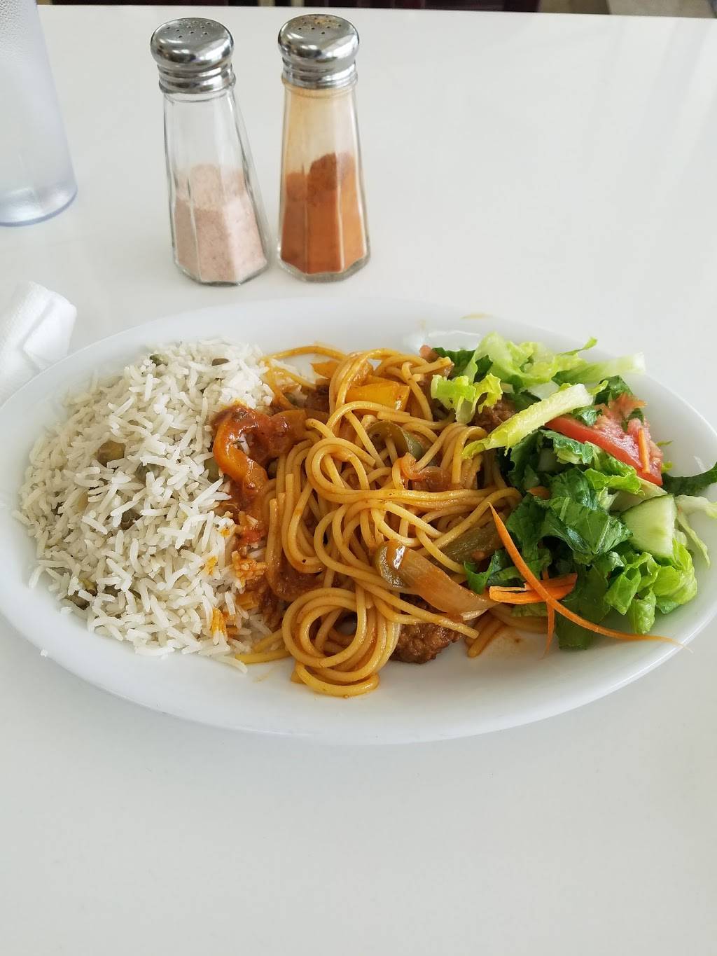 Me Hungry Vegetarian Restaurant | restaurant | 105 N State Rd 7, Plantation, FL 33317, USA | 9543062670 OR +1 954-306-2670