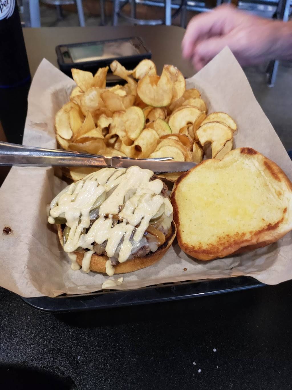 Mr. Brews Taphouse | restaurant | 220 Ruccio Way Suite 110 Suite 110, Lexington, KY 40503, USA | 8592191931 OR +1 859-219-1931