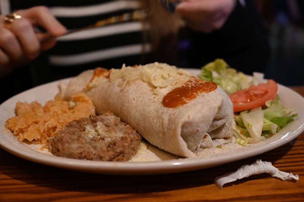 Luis Jr.s Mexican Food | restaurant | 900 2nd St, Sacramento, CA 95814, USA | 9168235515 OR +1 916-823-5515