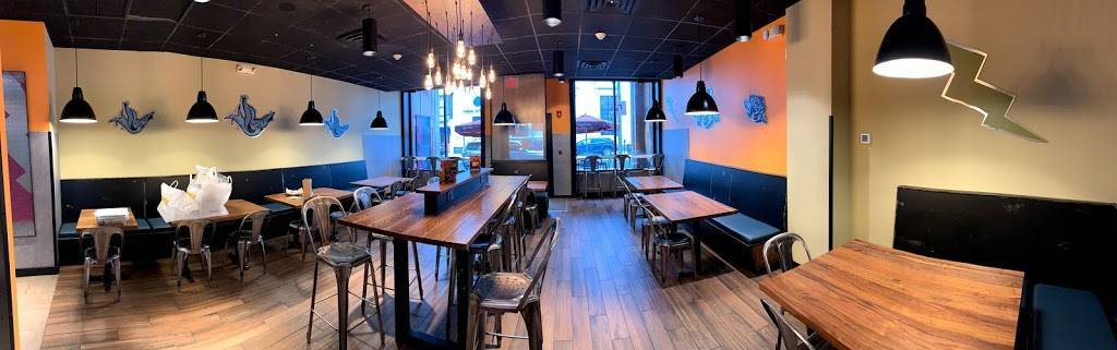 QDOBA Mexican Eats | restaurant | 70 Elm St, Westfield, NJ 07090, USA | 9083010050 OR +1 908-301-0050