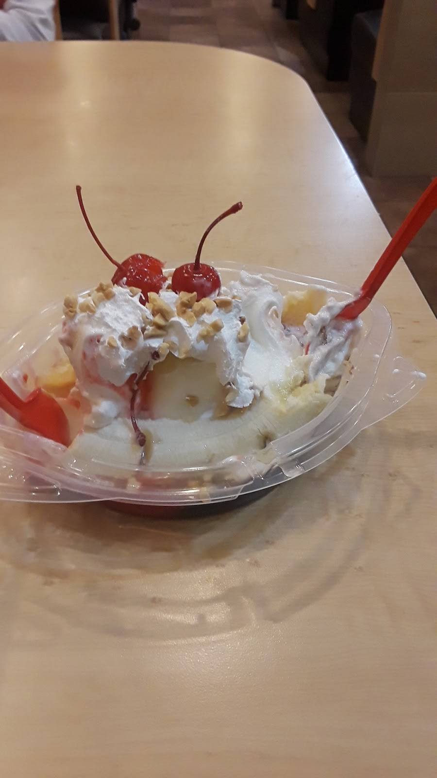 Dairy Queen Store | restaurant | 2818 N Main St, Baytown, TX 77521, USA | 2814203531 OR +1 281-420-3531