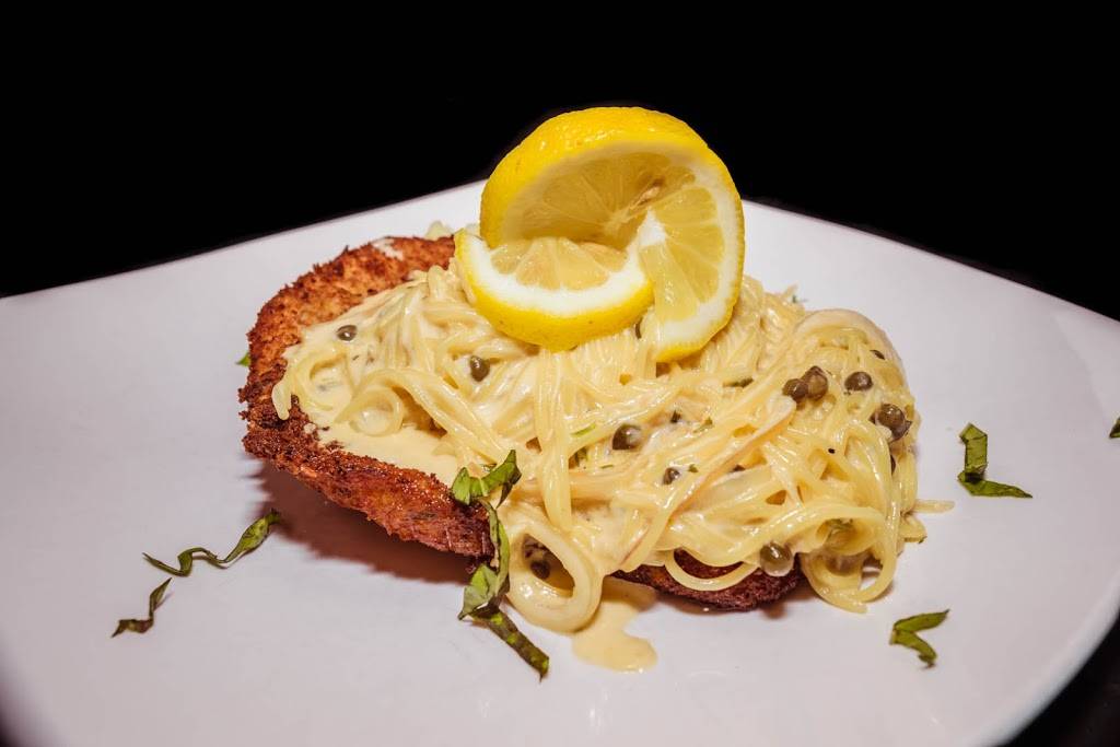 Vinnys N.Y. Pizza & Grill - Sandy Springs | restaurant | 111 Glenridge Point Pkwy, Sandy Springs, GA 30342, USA | 4045650369 OR +1 404-565-0369