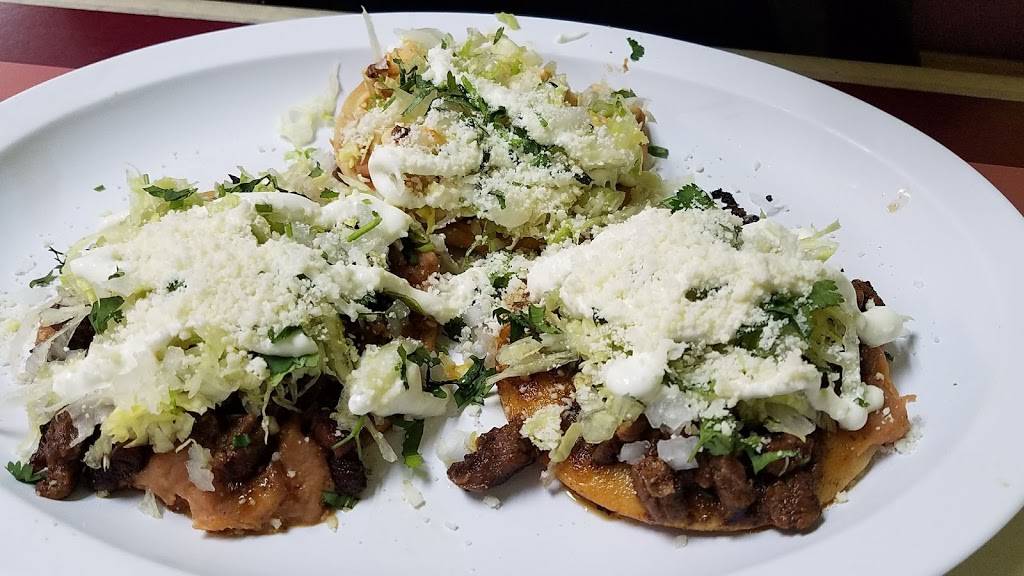 Chris Ice Cream | restaurant | 1405 E 86th St, Indianapolis, IN 46240, USA | 3172552156 OR +1 317-255-2156