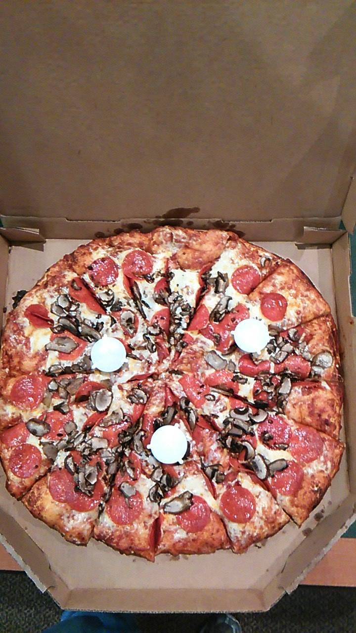 Round Table Pizza | meal delivery | 10375 Folsom Blvd, Rancho Cordova, CA 95670, USA | 9163622348 OR +1 916-362-2348