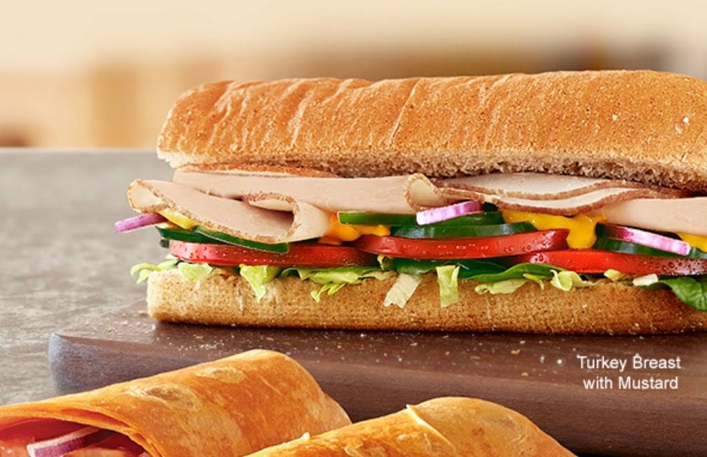 Subway | restaurant | 2500 Rte 9W, Ravena, NY 12143, USA | 5187561333 OR +1 518-756-1333