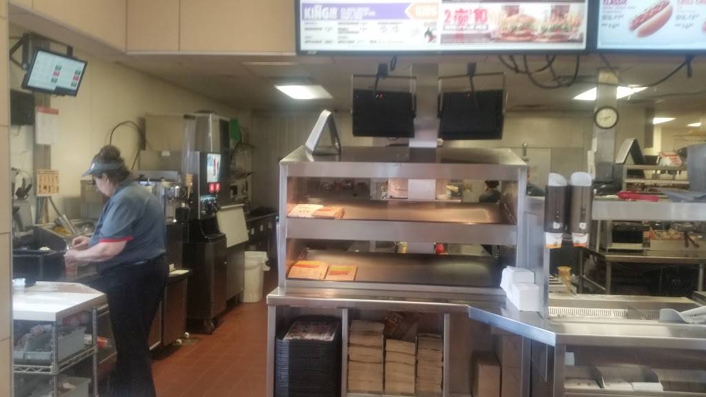 Burger King | restaurant | 2250 Neva Rd, Antigo, WI 54409, USA | 7156277155 OR +1 715-627-7155