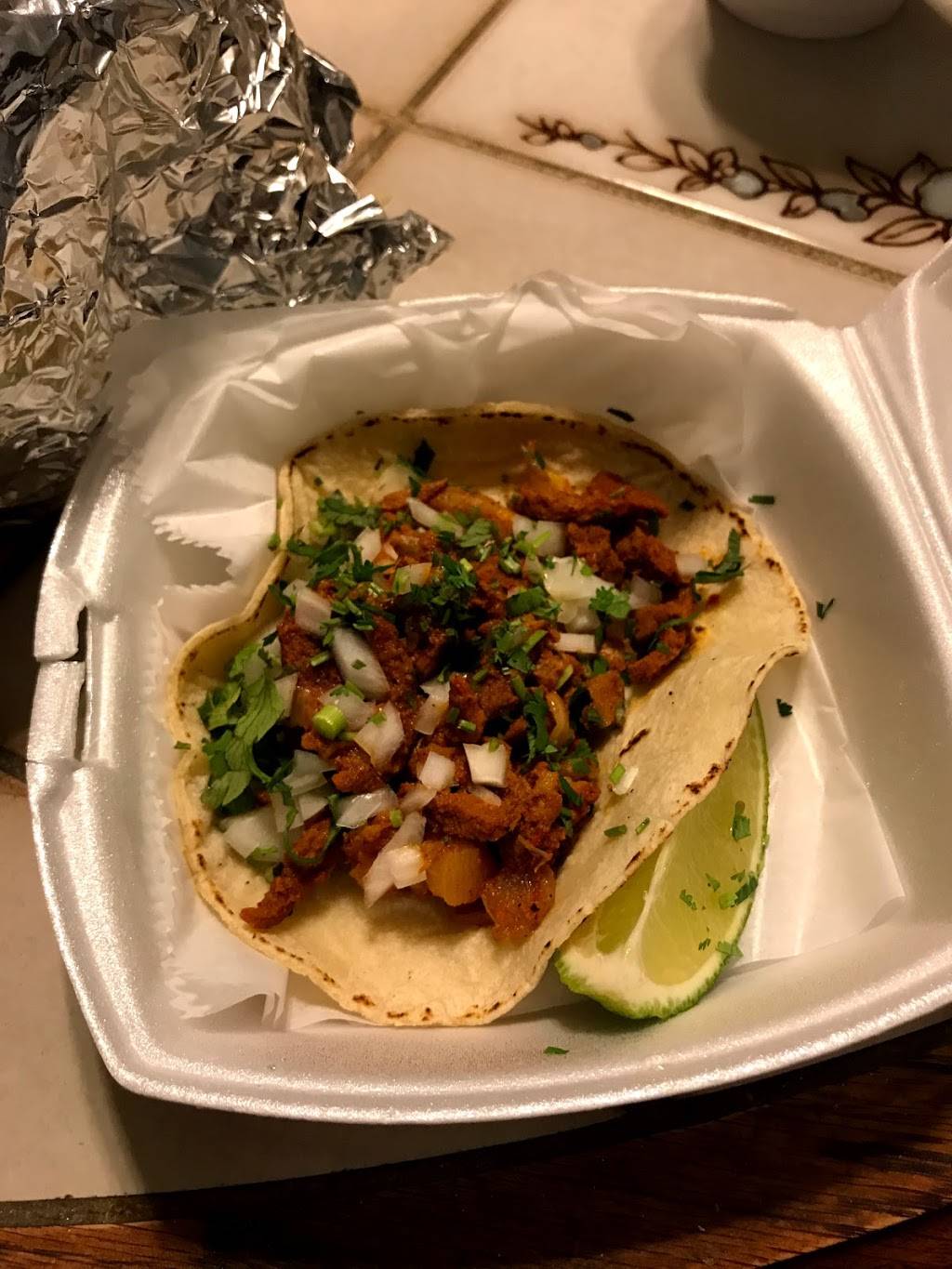 Taqueria La Grande | restaurant | 3432, 985 W Main St, New Britain, CT 06053, USA | 8603573417 OR +1 860-357-3417