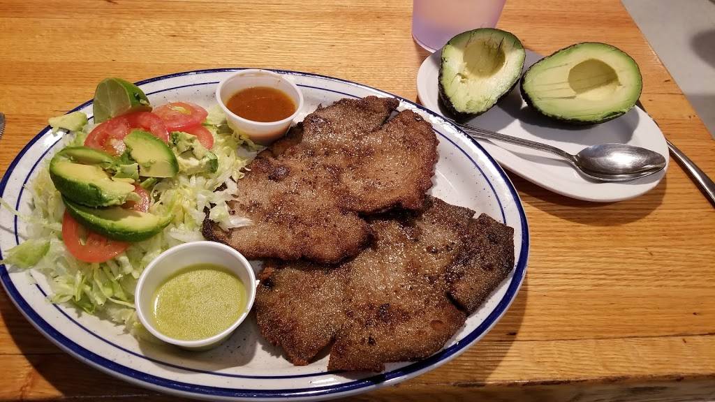 Mi Tapatia | restaurant | 4818 Williamson Rd, Roanoke, VA 24012, USA | 5405610880 OR +1 540-561-0880