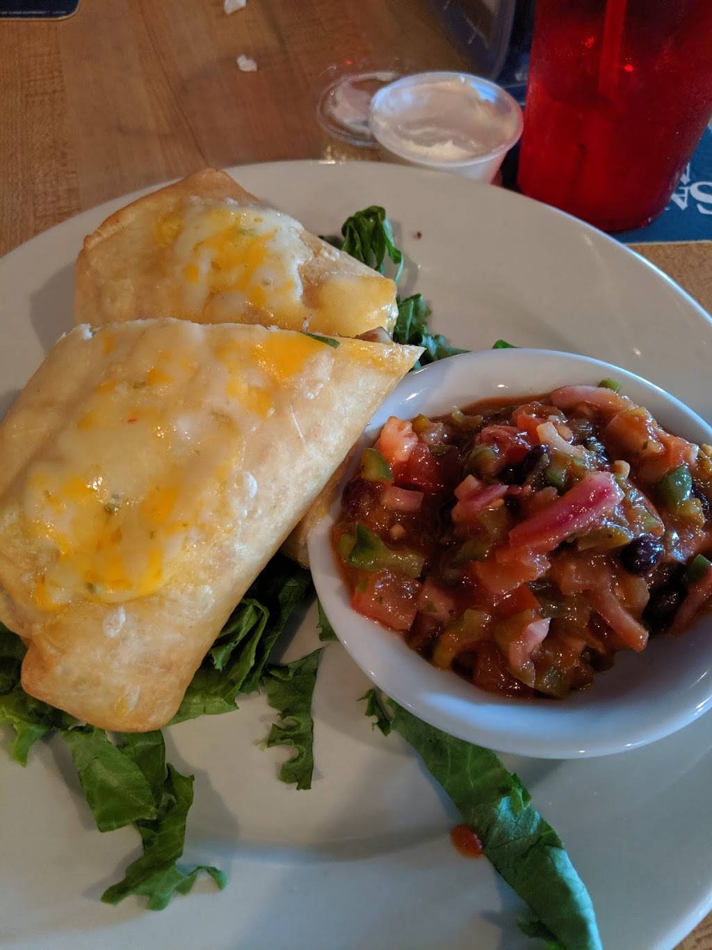 Fast Breaks Restaurant | restaurant | 1465 Lisbon St, Lewiston, ME 04240, USA | 2077823305 OR +1 207-782-3305