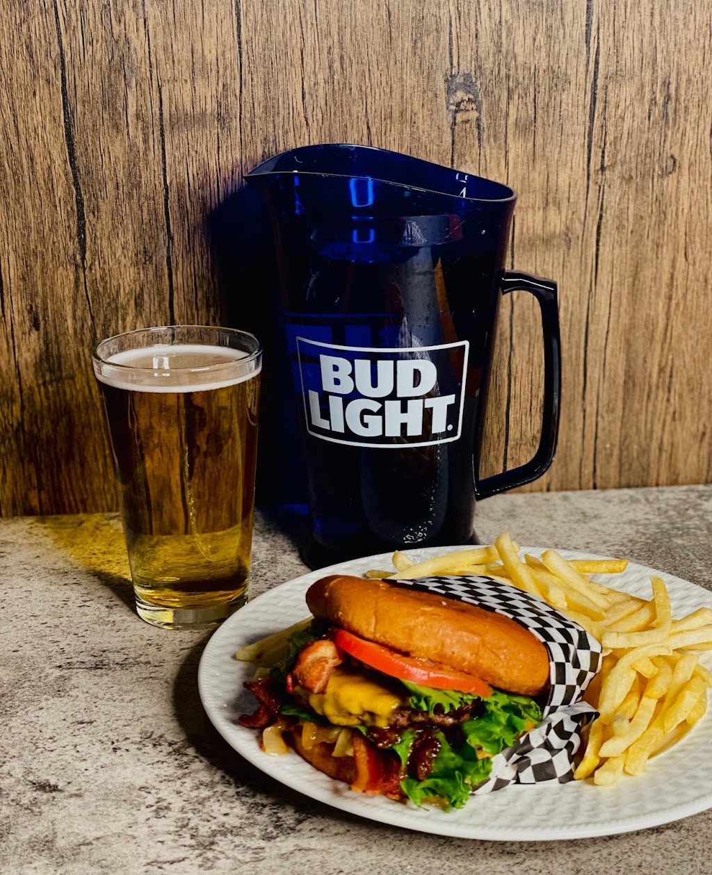 Falcons Edge Bar and Grill | restaurant | 7685 McLaughlin Rd, Peyton, CO 80831, USA | 7195594010 OR +1 719-559-4010