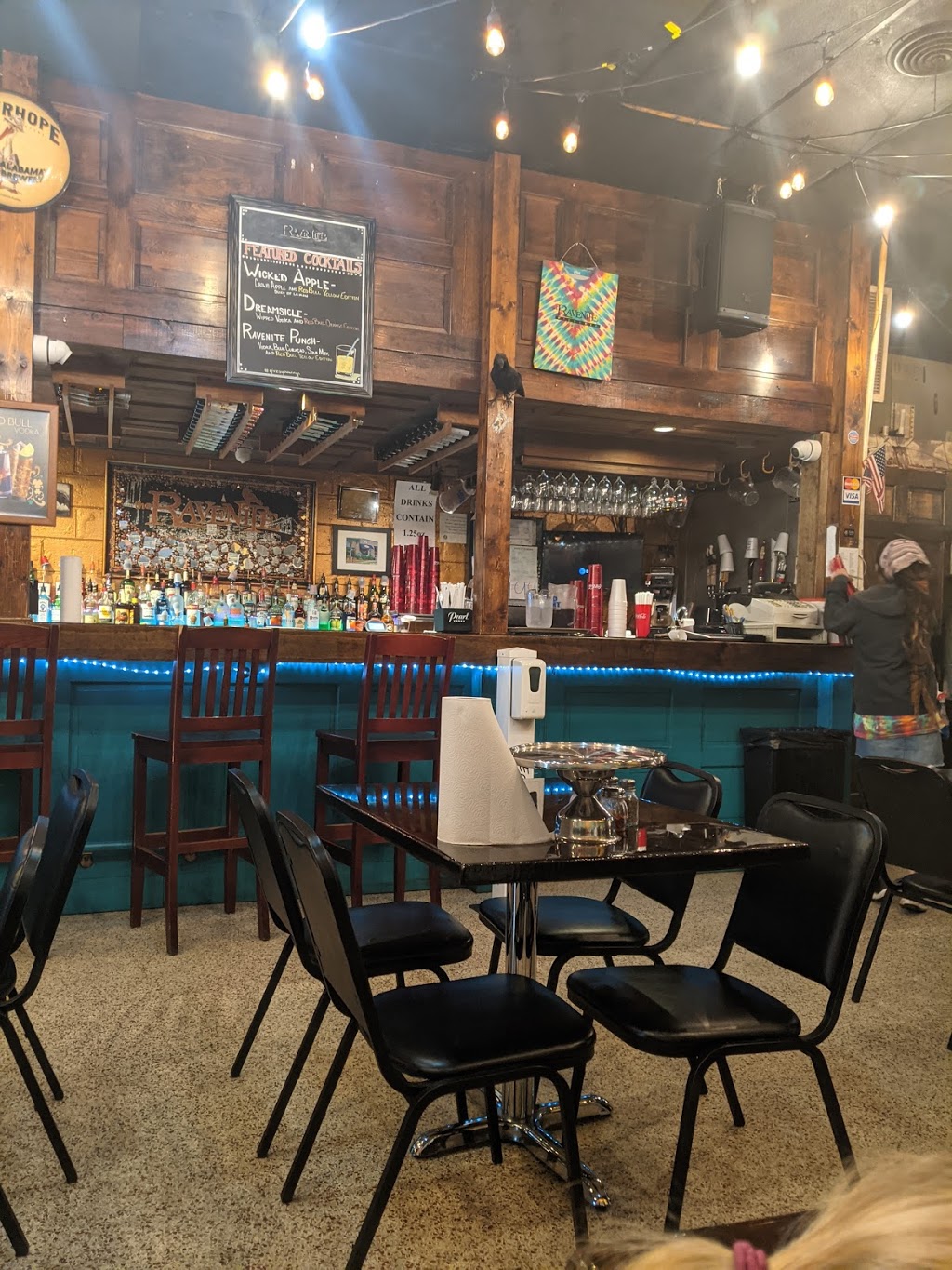 The Ravenite Pizzeria | restaurant | 102 N Section St, Fairhope, AL 36532, USA | 2519292525 OR +1 251-929-2525