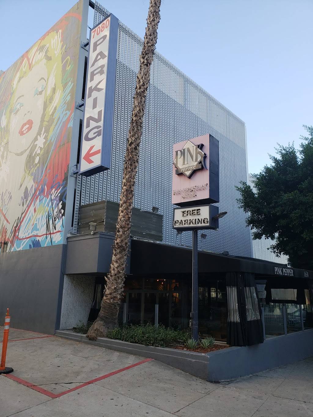 Pink Pepper | restaurant | 1638 N La Brea Ave, Los Angeles, CA 90028, USA | 3234612462 OR +1 323-461-2462