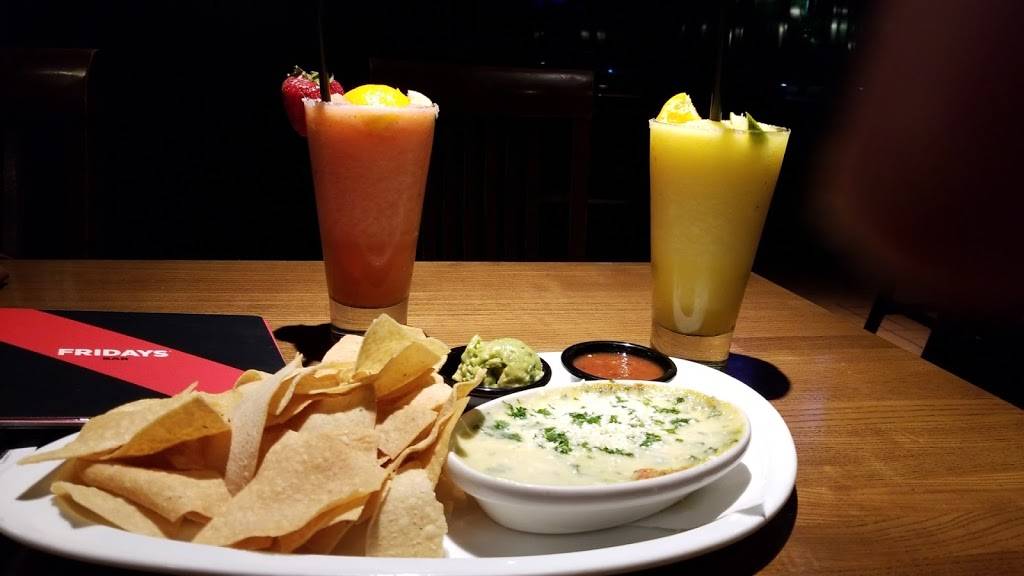 TGI Fridays | restaurant | 390 E Hospitality Ln, San Bernardino, CA 92408, USA | 9098889934 OR +1 909-888-9934