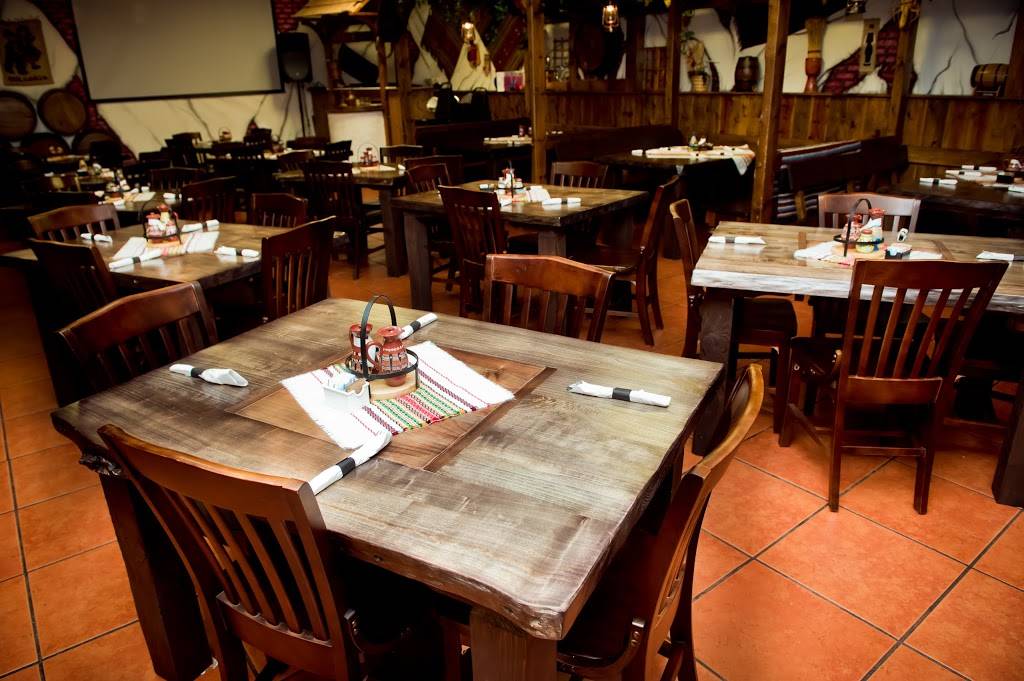 Restaurant Mehanata | restaurant | 1141 Lee St, Des Plaines, IL 60016, USA | 8478240100 OR +1 847-824-0100