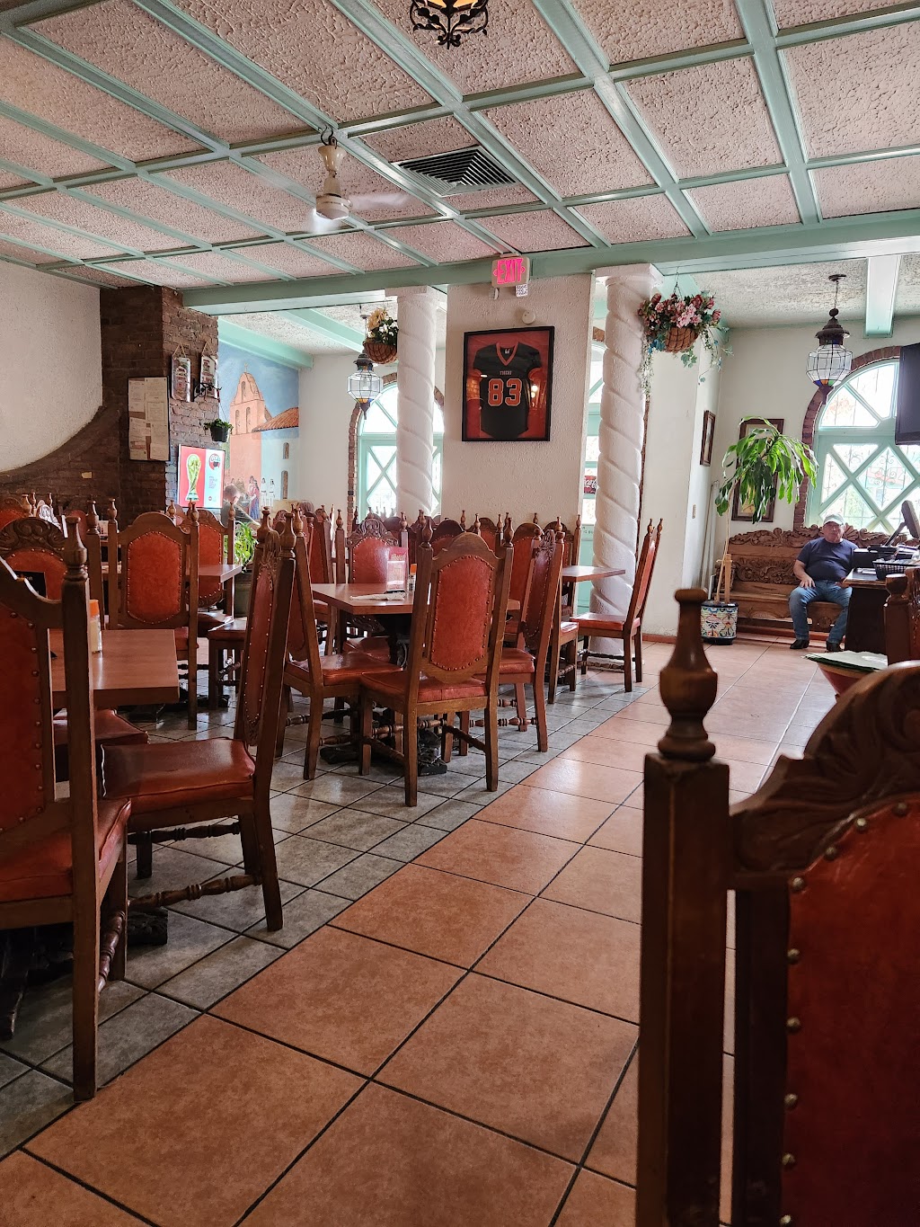 Gonzalos G & R Restaurant | restaurant | 401 E Nevada Ave, El Paso, TX 79902, USA | 9155469343 OR +1 915-546-9343