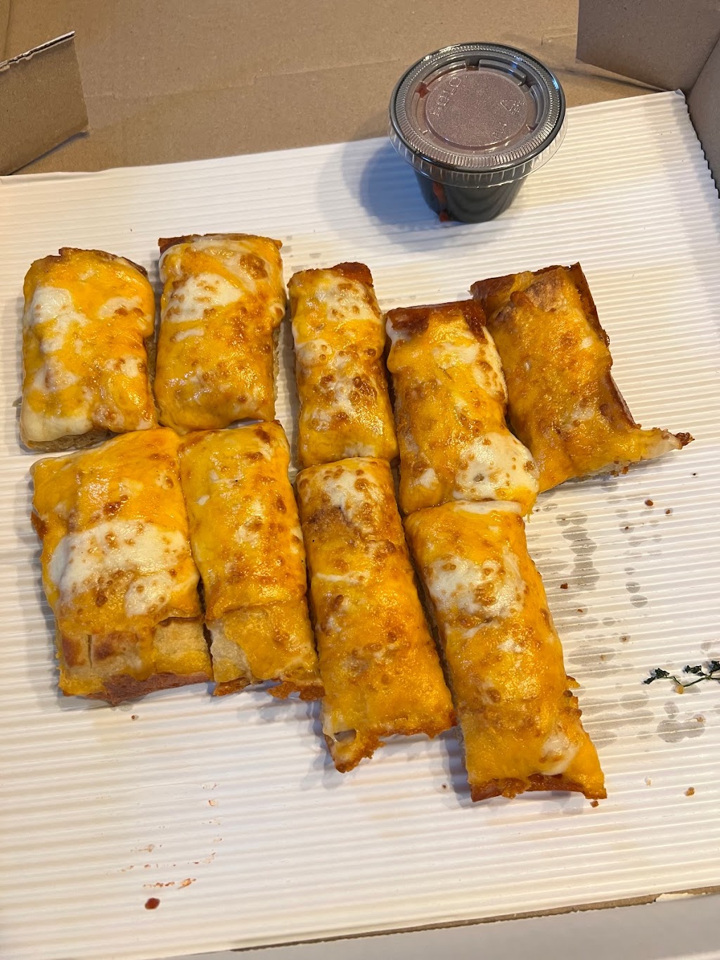 Nicks Pizza | restaurant | 1071 Country Club Rd # C, El Paso, TX 79932, USA | 9153038159 OR +1 915-303-8159