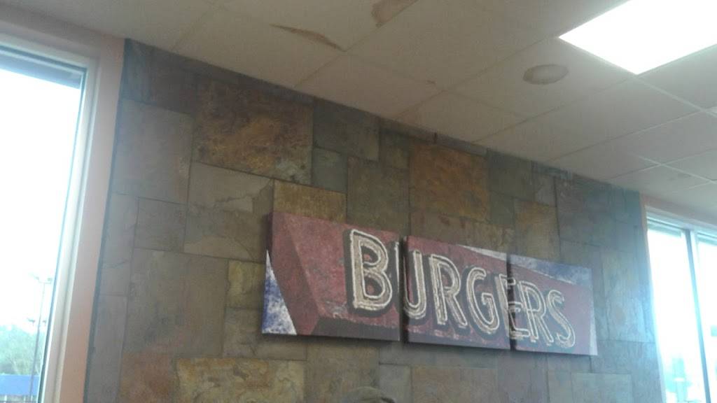 Dairy Queen Grill & Chill | restaurant | 2000 N Bluff St, Fulton, MO 65251, USA | 5736424420 OR +1 573-642-4420