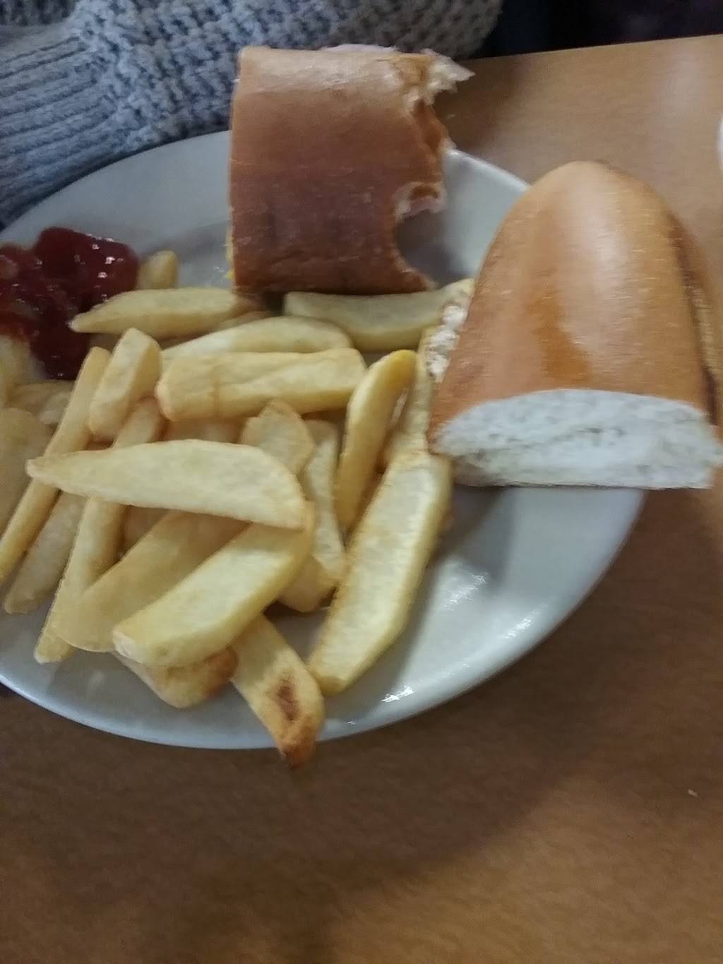 The Grinders & Spaghetti House | restaurant | 2171 Kimberly Rd, Bettendorf, IA 52722, USA | 5633551722 OR +1 563-355-1722