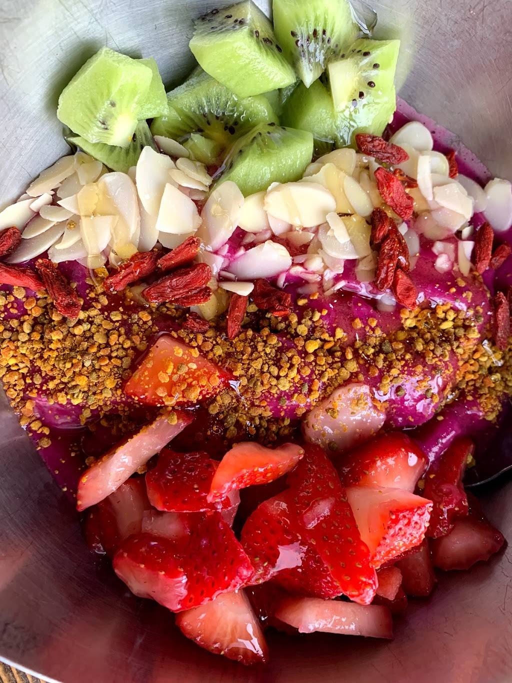 Vitality Bowls Castle Rock | restaurant | 830 New Memphis Ct B-100, Castle Rock, CO 80108, USA | 3036882695 OR +1 303-688-2695