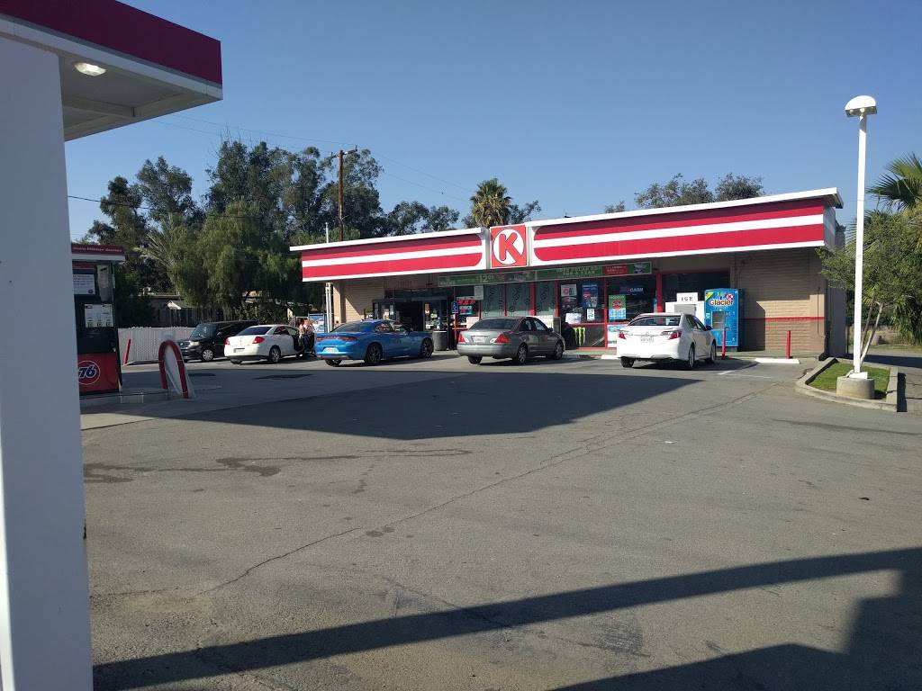 Circle K | meal takeaway | 19570 Temescal Canyon Rd, Corona, CA 92881, USA | 9513717860 OR +1 951-371-7860