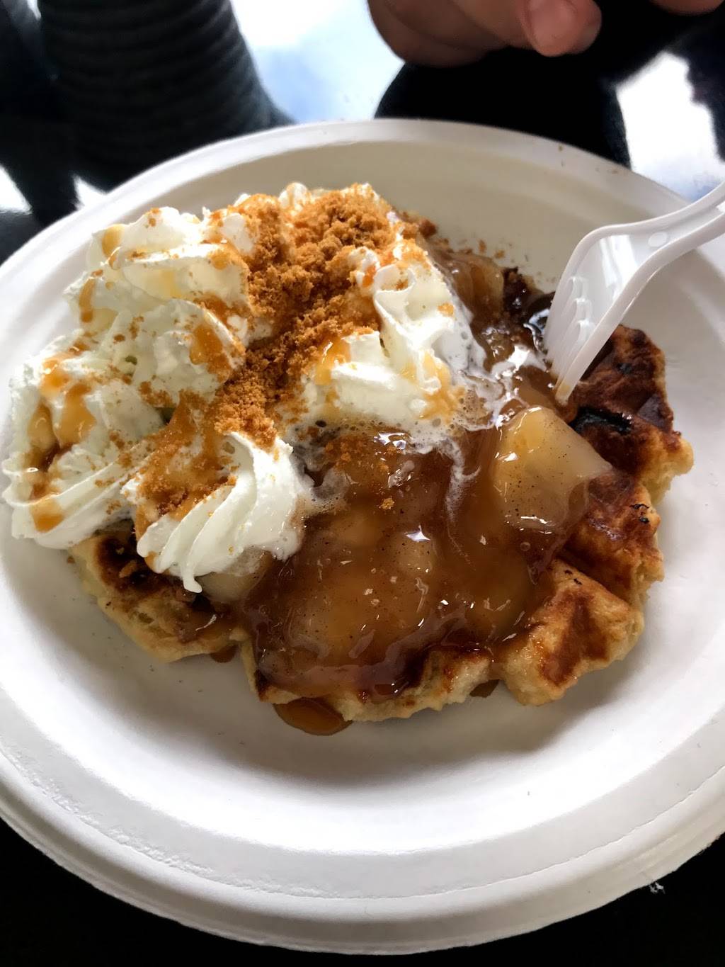 Waffle Rush | restaurant | 3048 Mountain View Dr Ste 101, Anchorage, AK 99508, USA | 9074441229 OR +1 907-444-1229