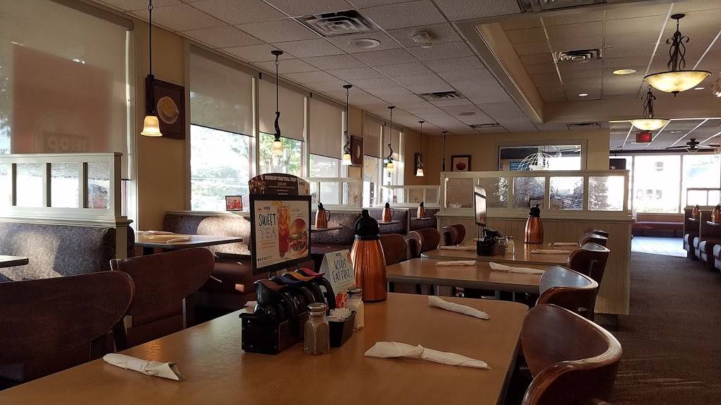 IHOP | restaurant | 206 N Frederick Ave, Gaithersburg, MD 20877, USA | 3018405706 OR +1 301-840-5706