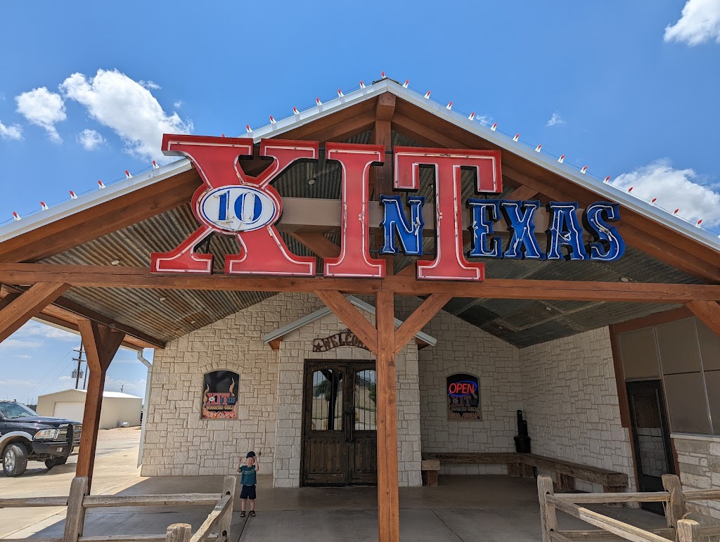 XIT Woodfire Grill | restaurant | 119 Cypress Dr, Dalhart, TX 79022, USA | 8062441089 OR +1 806-244-1089