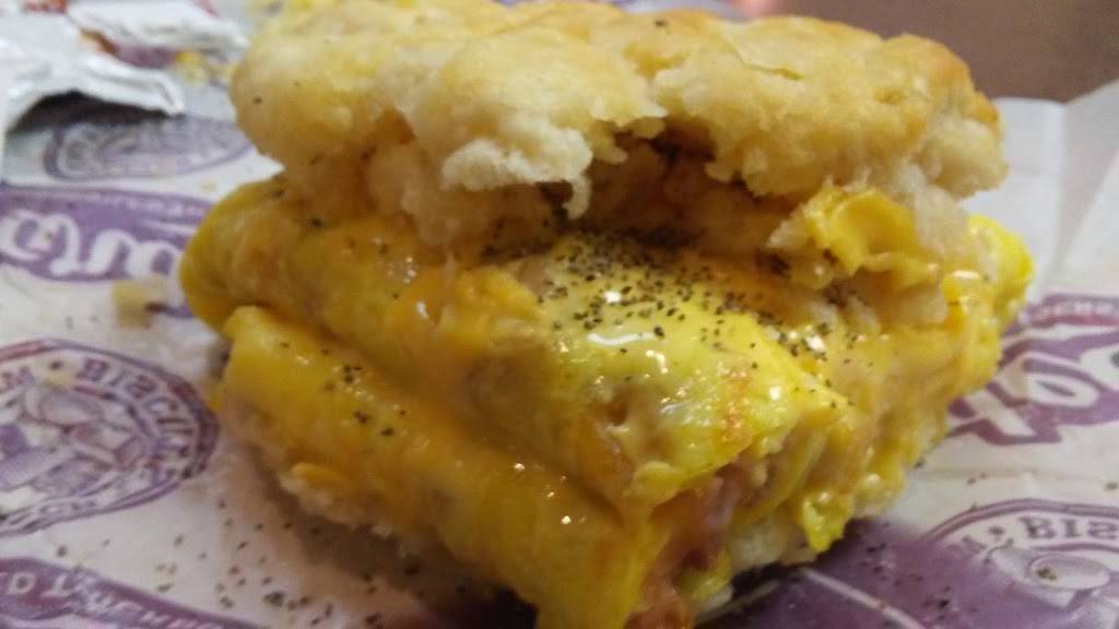 Hardees | restaurant | 864 N George Washington Hwy N, Chesapeake, VA 23323, USA | 7574855025 OR +1 757-485-5025