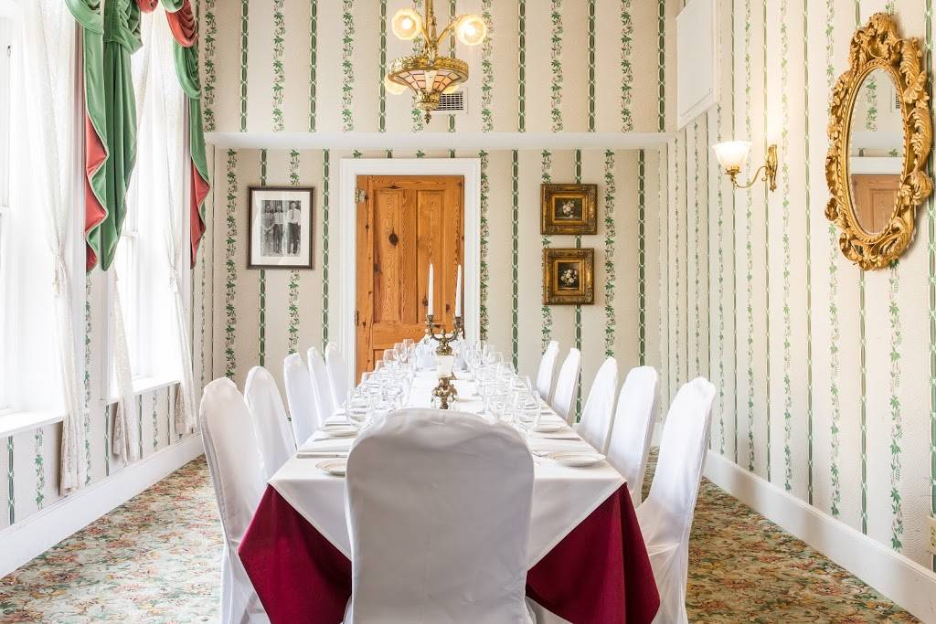 Rosemary and Thyme Restaurant | restaurant | 125 W Lamar St, Americus, GA 31709, USA | 2299241555 OR +1 229-924-1555