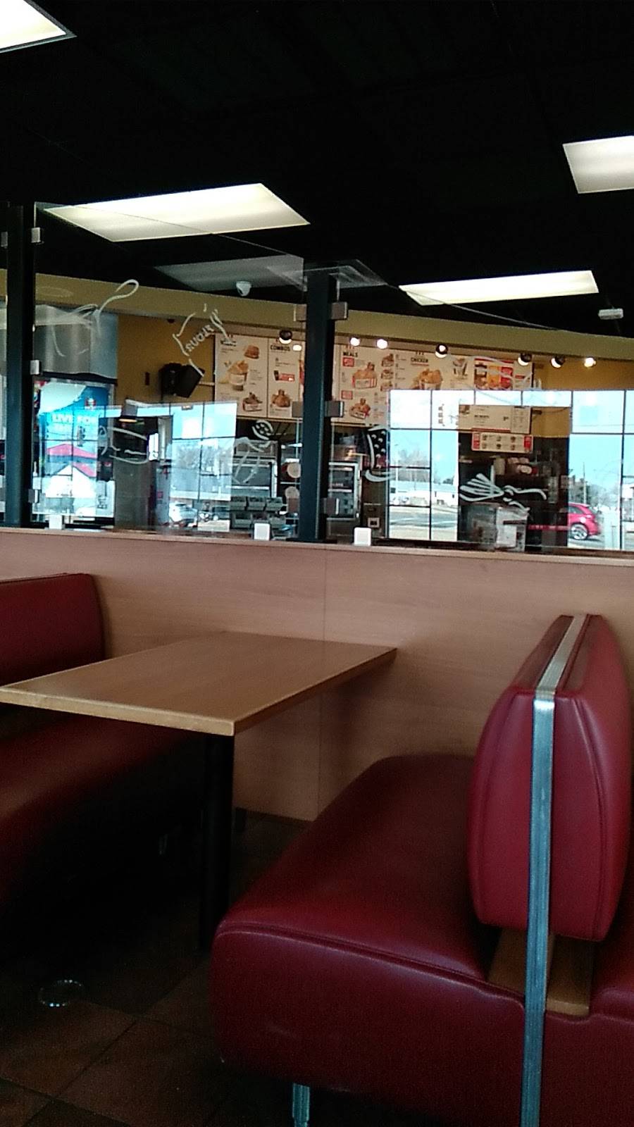 KFC | restaurant | 2003 W Central Ave, El Dorado, KS 67042, USA | 3163216770 OR +1 316-321-6770