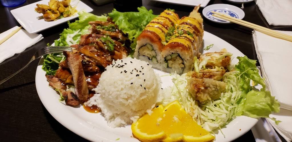 Sushi Hook | restaurant | 807 Howe Ave, Sacramento, CA 95825, USA | 9169216707 OR +1 916-921-6707