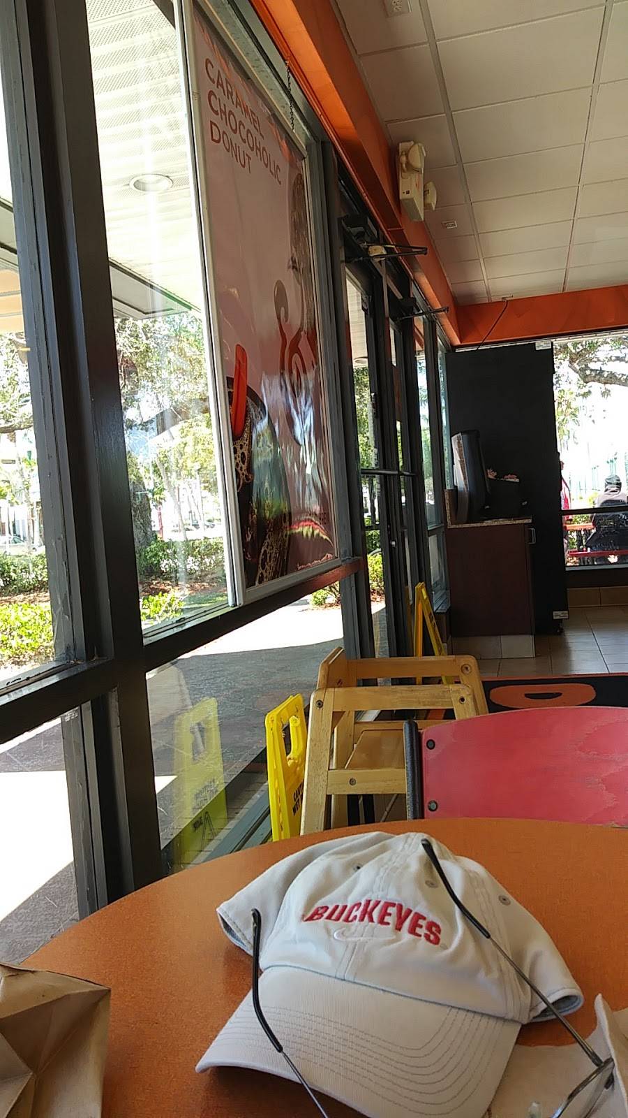 Dunkin | bakery | 37 W Atlantic Ave, Delray Beach, FL 33444, USA | 5612431196 OR +1 561-243-1196