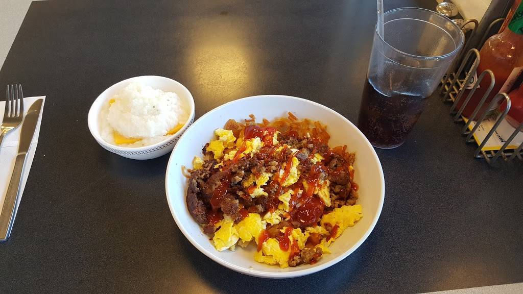 Waffle House | meal takeaway | 1985 US-31, Birmingham, AL 35244, USA | 2059878085 OR +1 205-987-8085