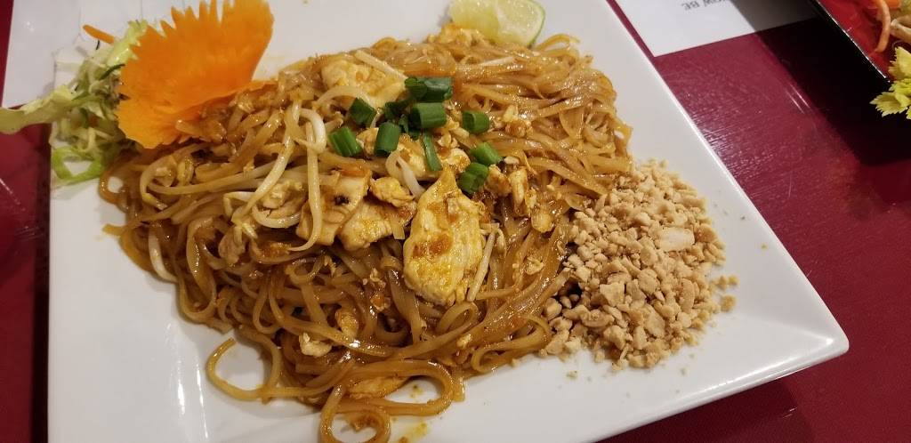 Thai Lanna | restaurant | 9655 E US Hwy 36 Ste I, Avon, IN 46123, USA | 3174263420 OR +1 317-426-3420