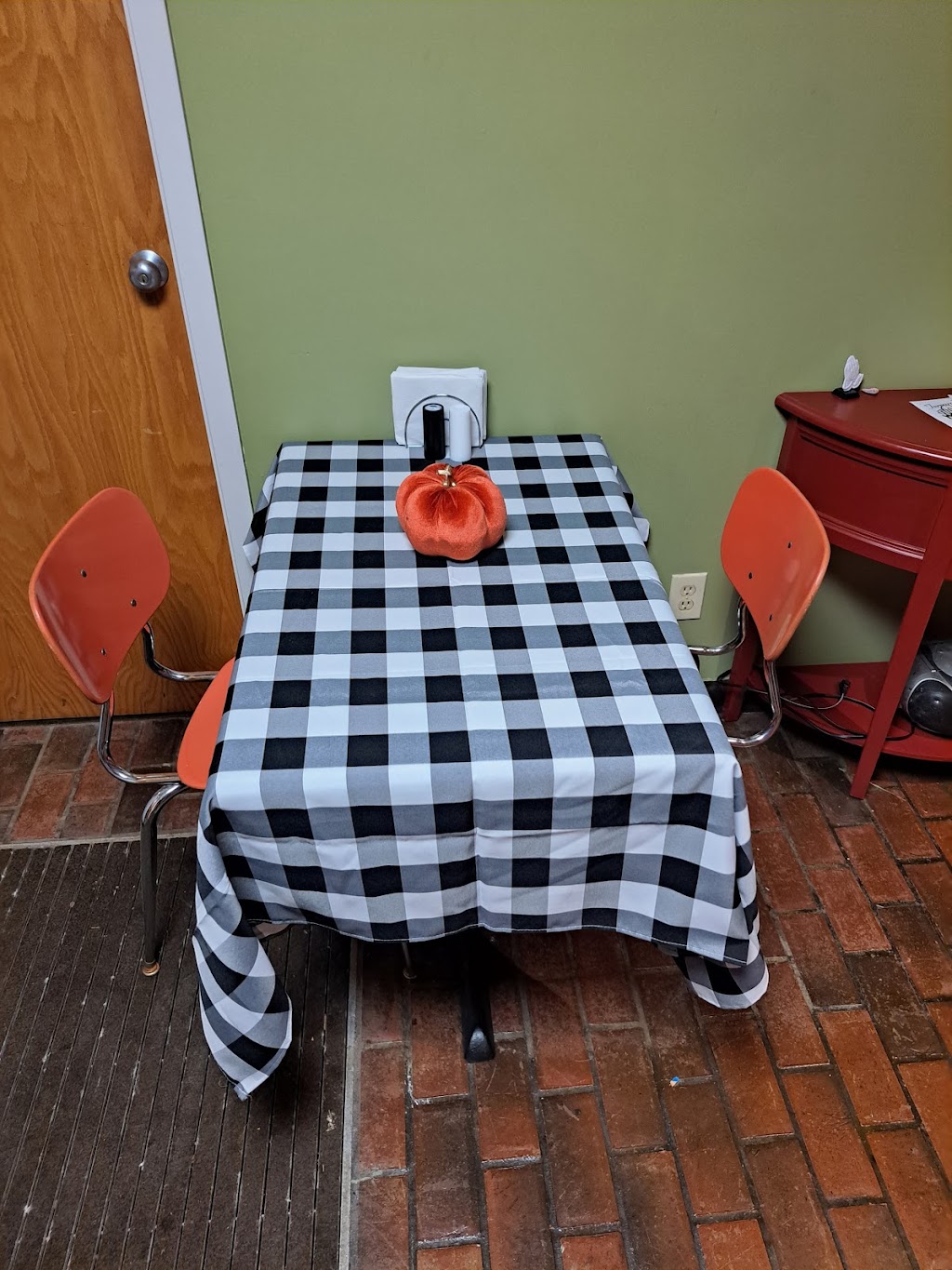 Ferrara’s at the Abbey | restaurant | 7808 Locust St, Masury, OH 44438, USA | 3306195278 OR +1 330-619-5278