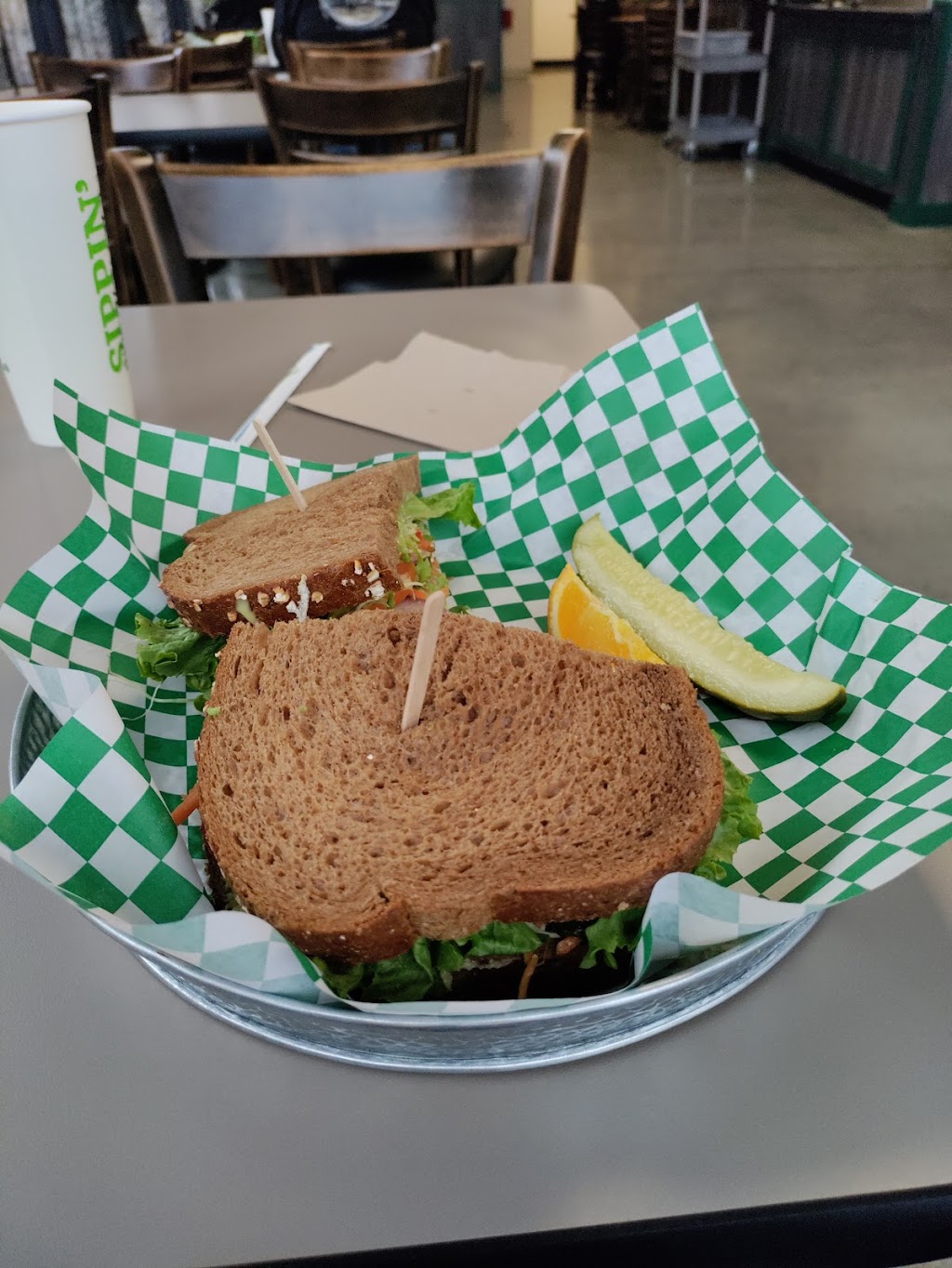 Eriks DeliCafé | restaurant | 411 Blue Ravine Rd # 400, Folsom, CA 95630, USA | 9165102200 OR +1 916-510-2200