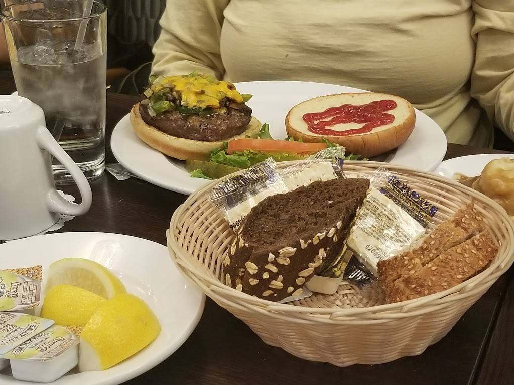 Broadview Family Restaurant | restaurant | 2417 Roosevelt Rd, Broadview, IL 60155, USA | 7083458660 OR +1 708-345-8660