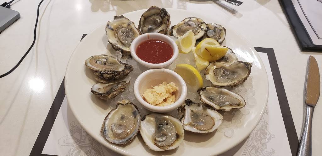 Briggs Oyster Company | restaurant | 9090 Alta Dr, Las Vegas, NV 89145, USA | 7026367111 OR +1 702-636-7111