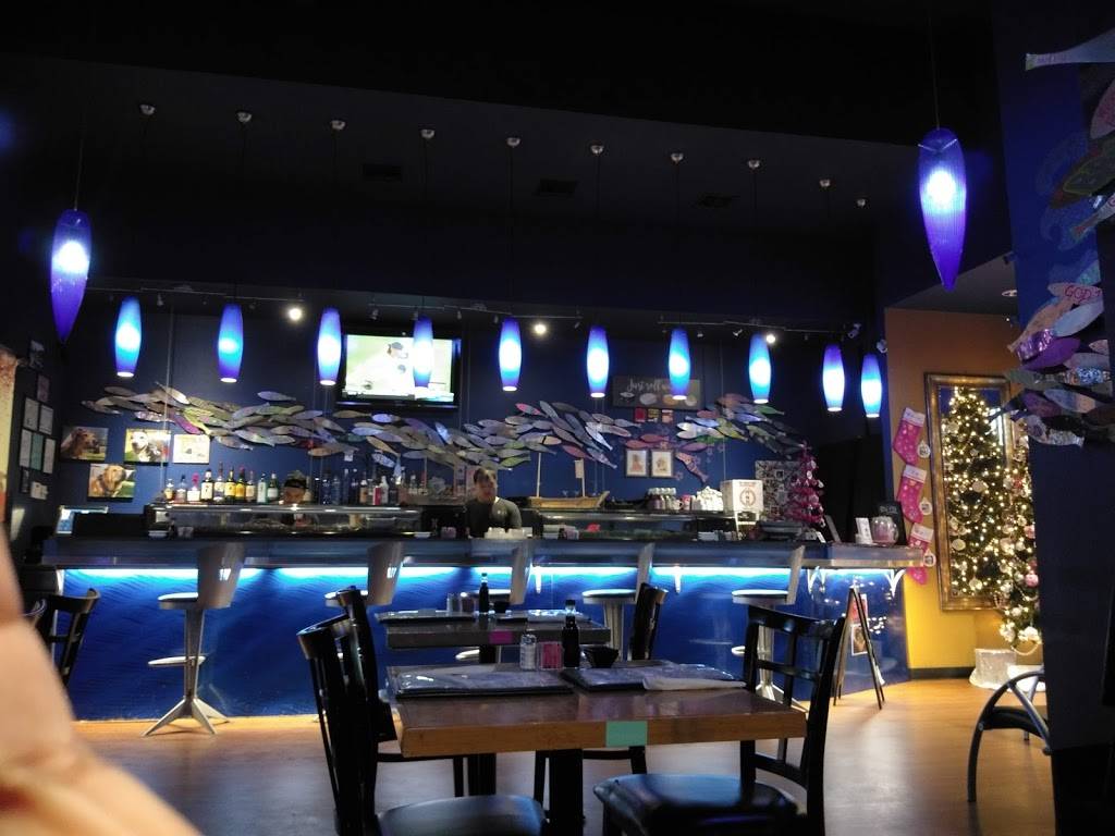Bluefin | restaurant | 4276 W Sunset Ave # B, Springdale, AR 72762, USA | 4797172877 OR +1 479-717-2877