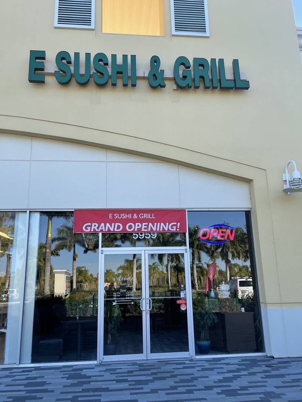 E Sushi Grill | restaurant | 5959 Factory Shops Blvd, Ellenton, FL 34222, USA | 9417223988 OR +1 941-722-3988