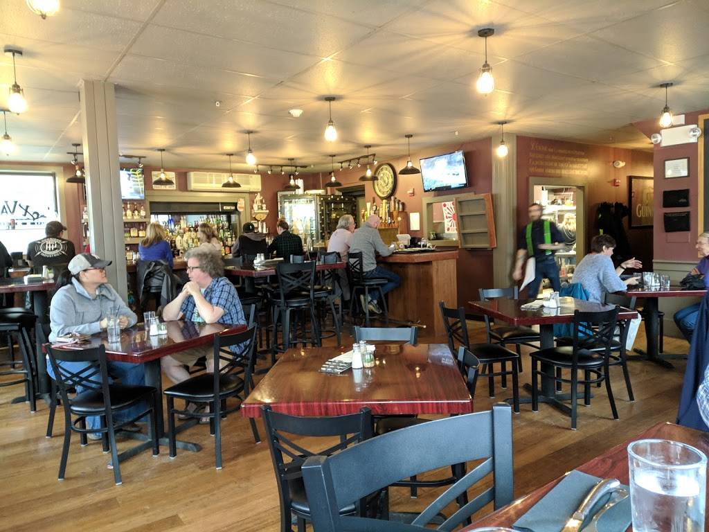X Vault Pub & Provisions | restaurant | 10 Market Square, South Paris, ME 04281, USA | 2077392999 OR +1 207-739-2999
