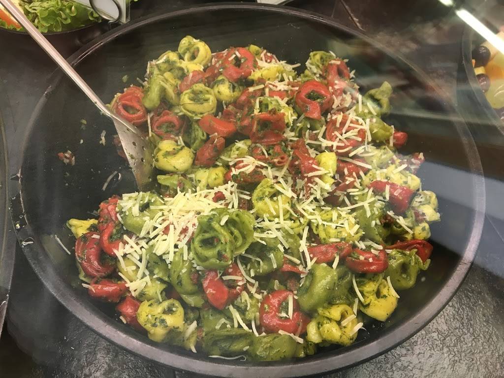 Santa Fe Importers- Long Beach | restaurant | 1401 Santa Fe Ave, Long Beach, CA 90813, USA | 5624377775 OR +1 562-437-7775