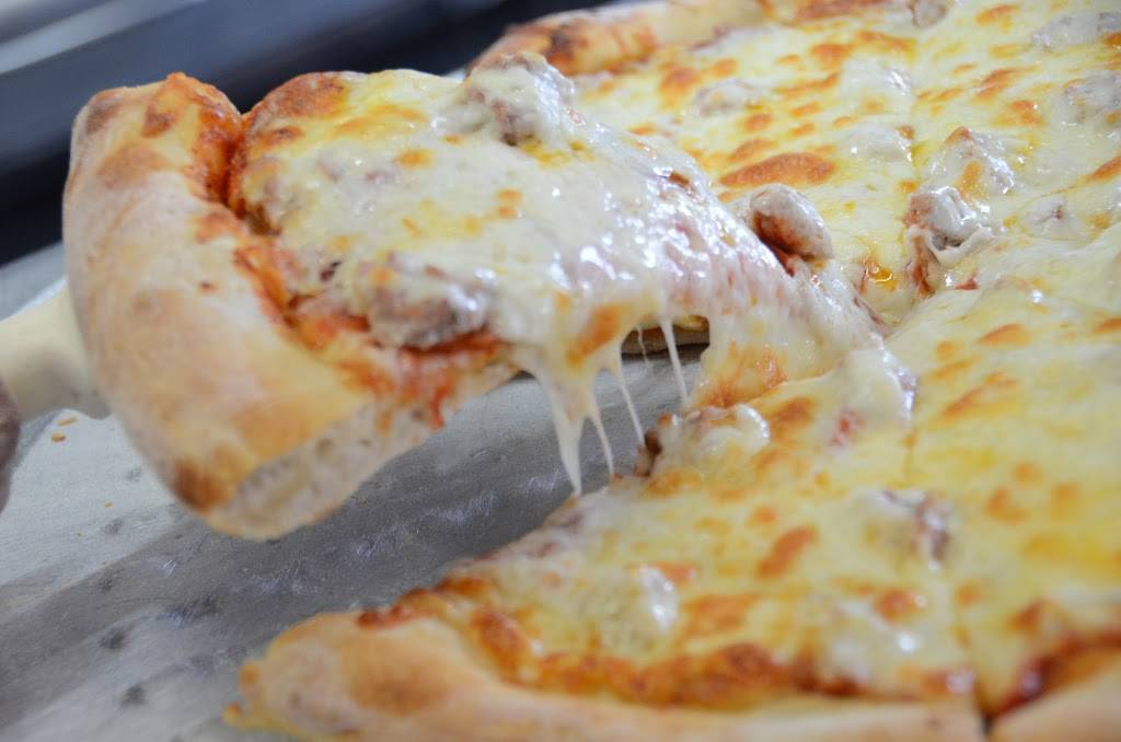 Brunos Pizza | restaurant | 501 N Michigan St, Plymouth, IN 46563, USA | 5749354555 OR +1 574-935-4555