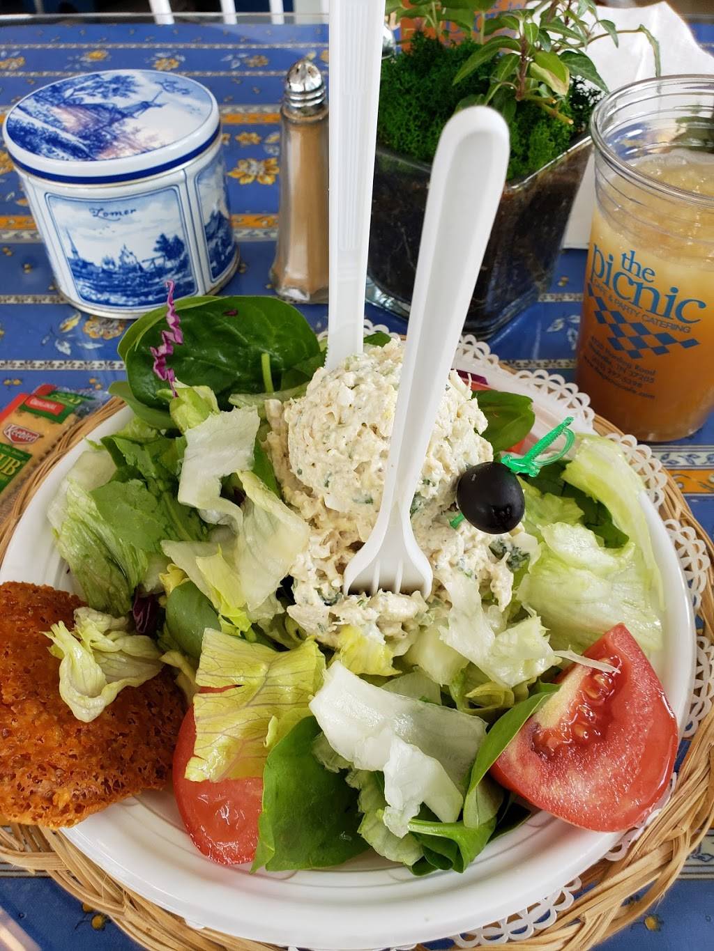 The Picnic Cafe & Party Catering | cafe | 4320 Harding Pike, Nashville, TN 37205, USA | 6152975398 OR +1 615-297-5398