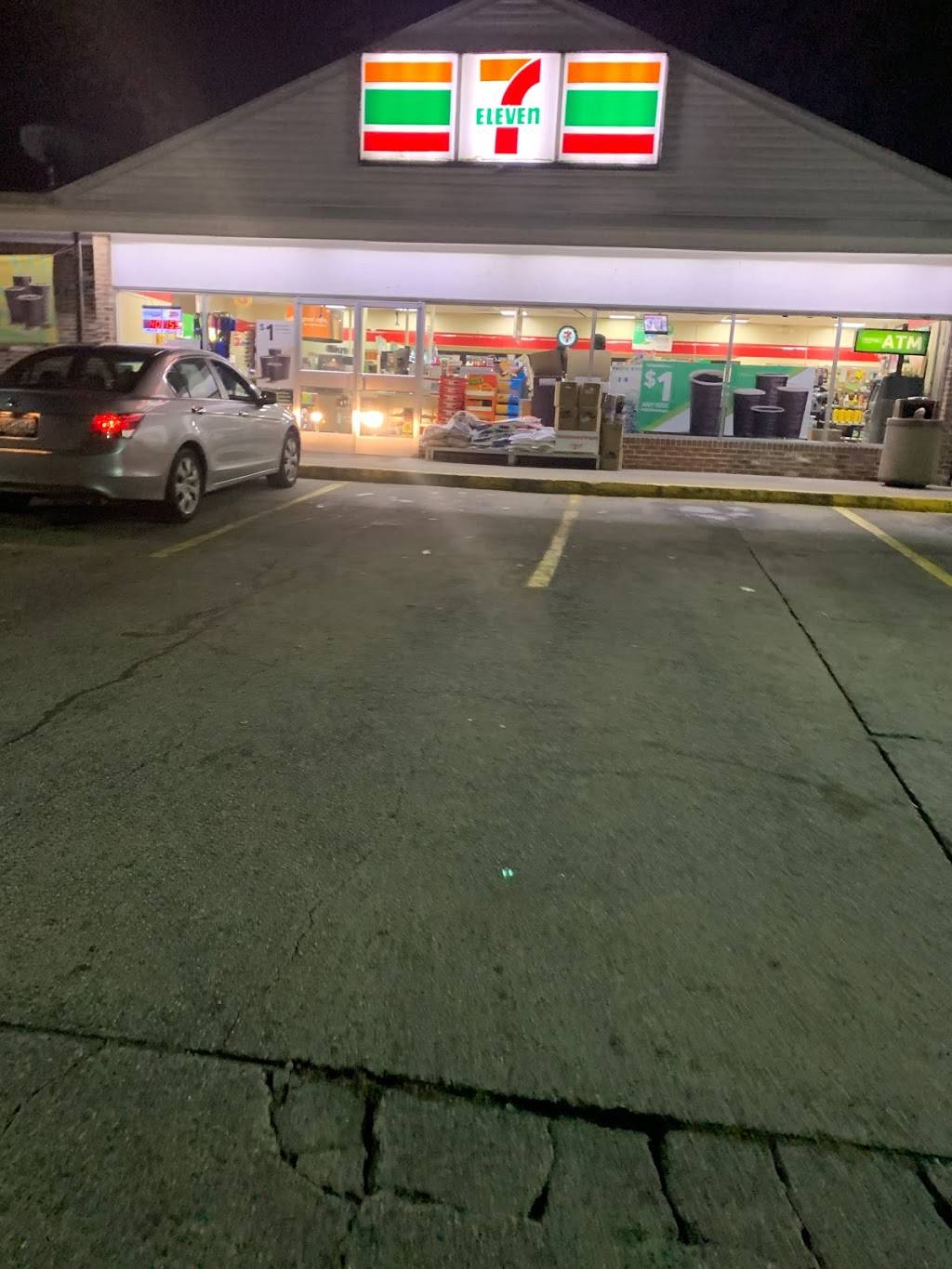 7-Eleven | bakery | 385 Greenbrier Dr, Charlottesville, VA 22901, USA | 4349731445 OR +1 434-973-1445