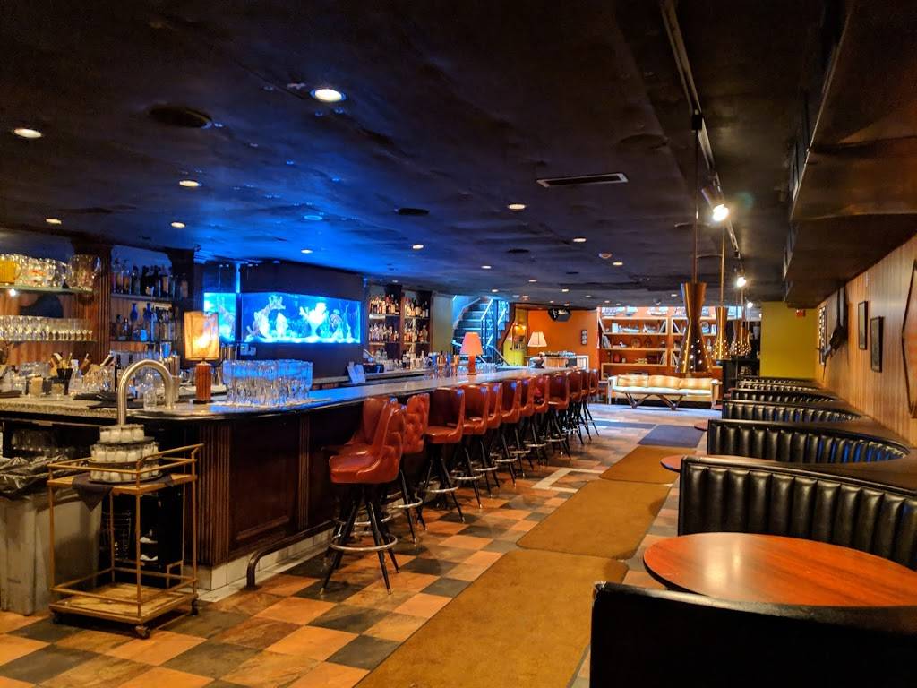 Duseks Board & Beer | restaurant | 1227 W 18th St, Chicago, IL 60608, USA | 3125263851 OR +1 312-526-3851