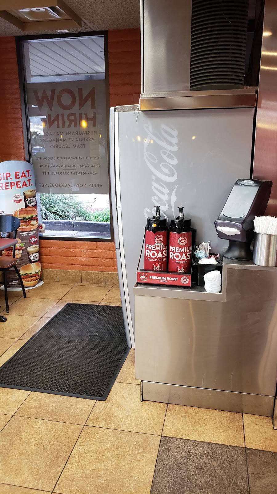 Jack in the Box | restaurant | 7116 E Shea Blvd, Scottsdale, AZ 85254, USA | 4809910820 OR +1 480-991-0820